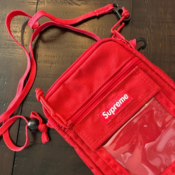 Supreme Red Crossbody Bag - Picture 3 of 10